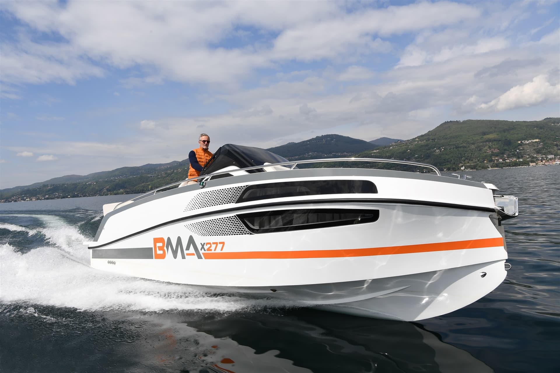 BMA X 277 - Deck View BMA X 277 - Deck View