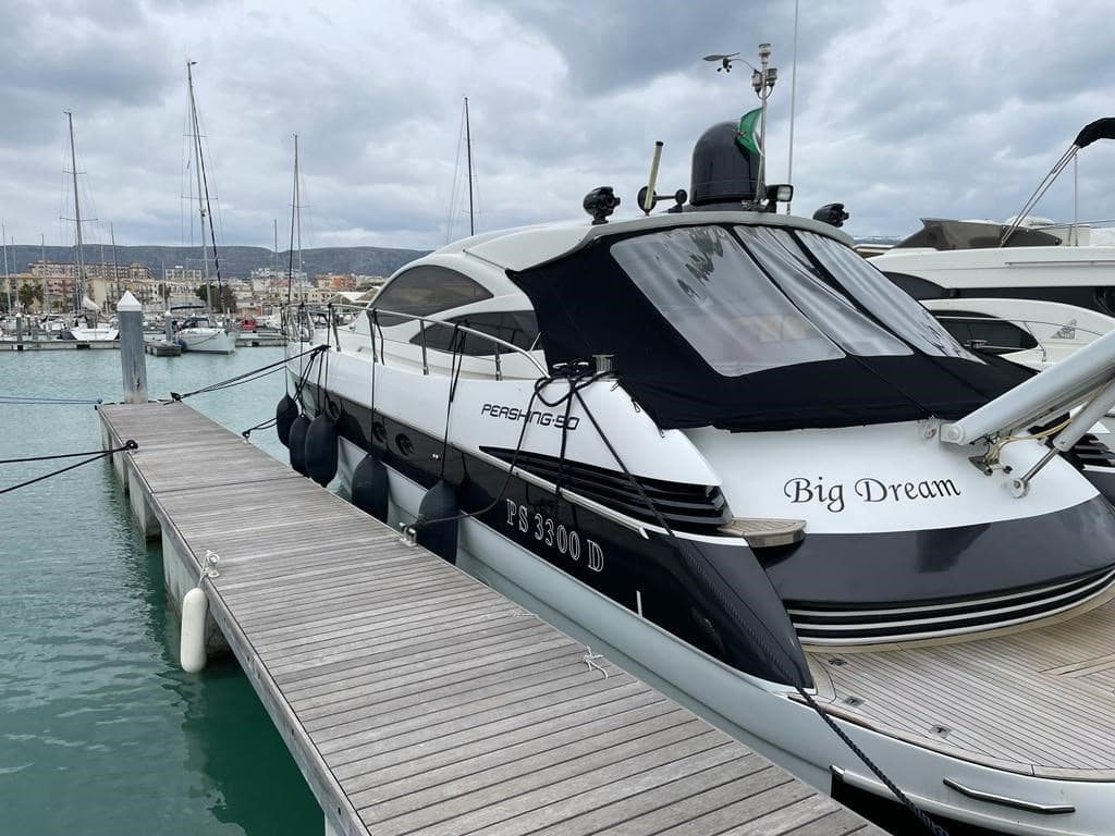 Pershing Pershing 50' - Interior View Pershing Pershing 50' - Interior View
