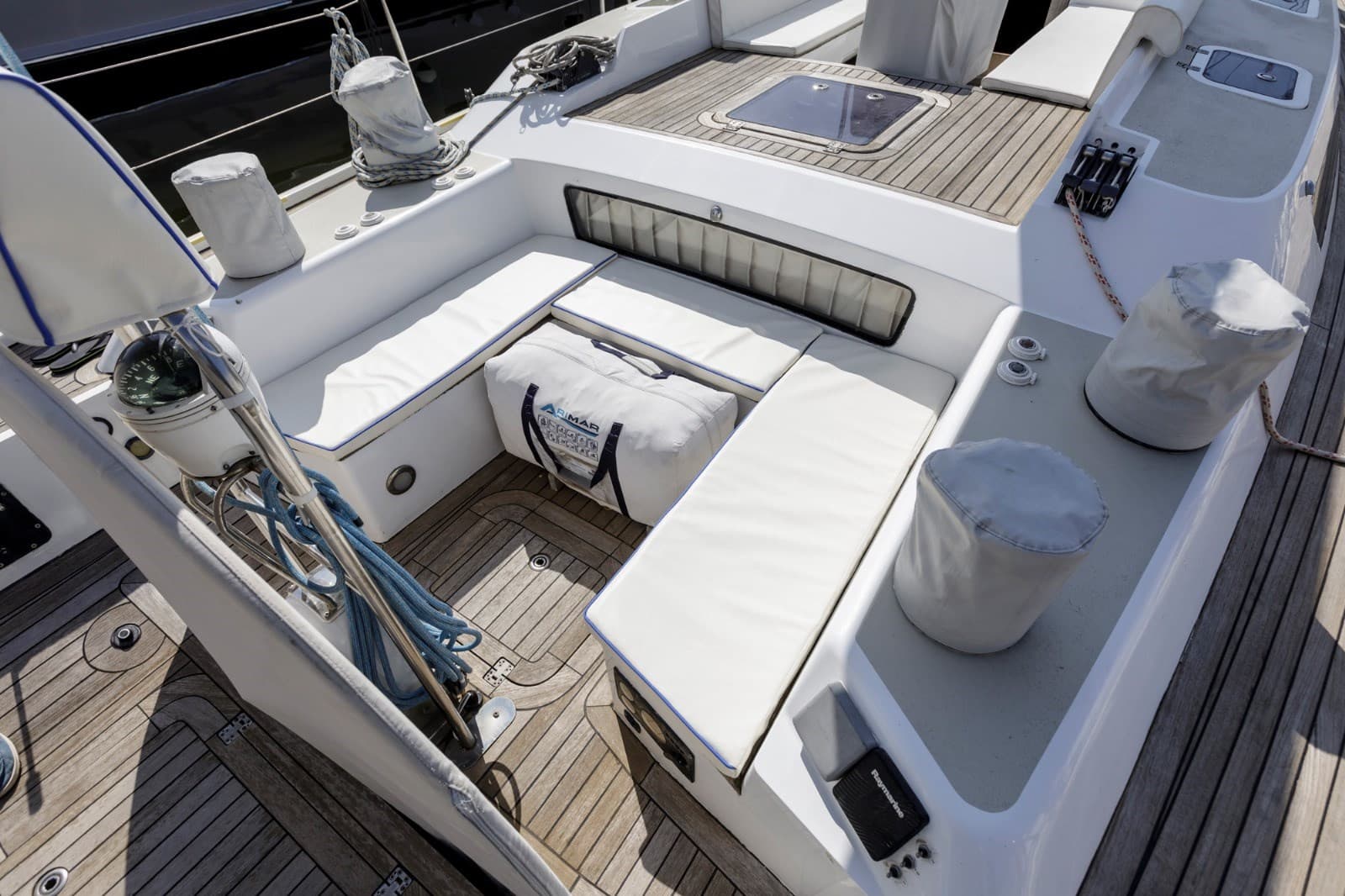 DOD Yacht Starkel 54 - Deck View DOD Yacht Starkel 54 - Deck View