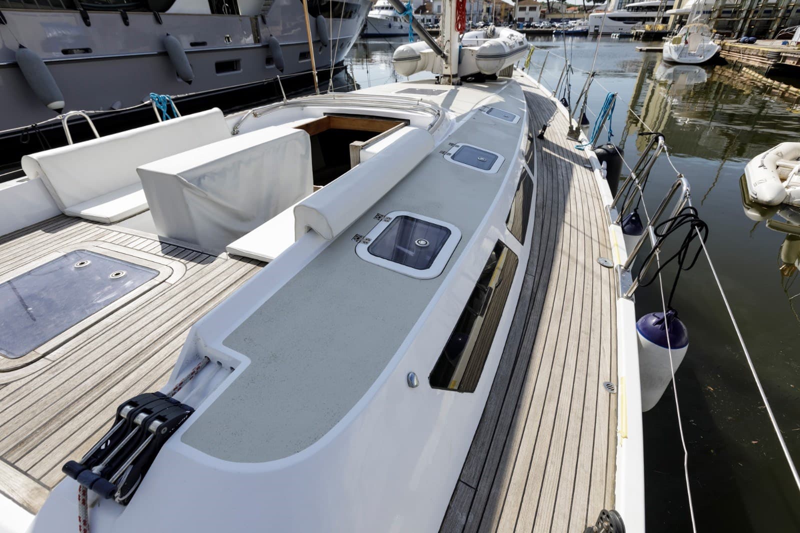 DOD Yacht Starkel 54 - Detail View 1 DOD Yacht Starkel 54 - Detail View 1