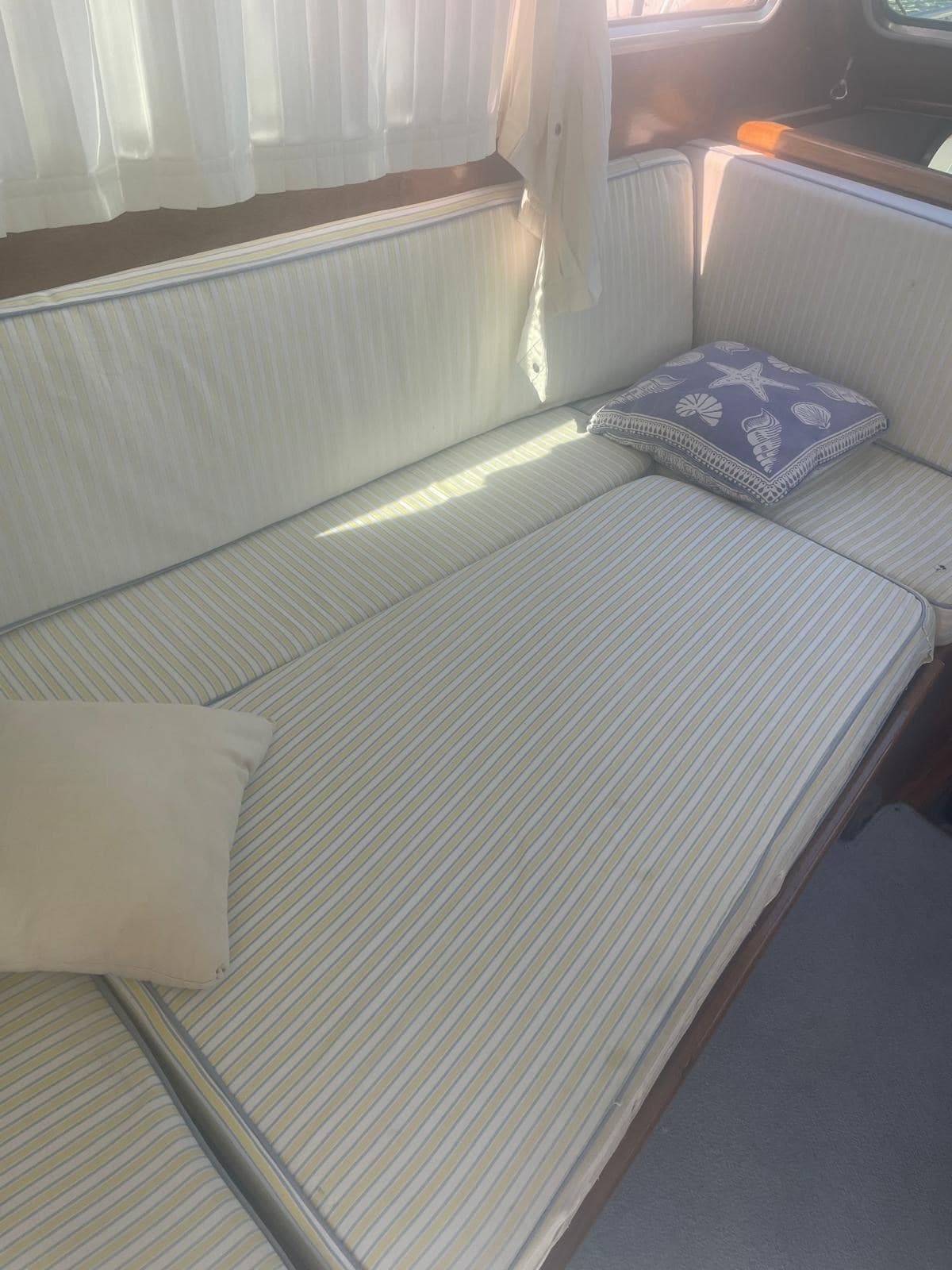 Sciallino 33 - Interior View Sciallino 33 - Interior View