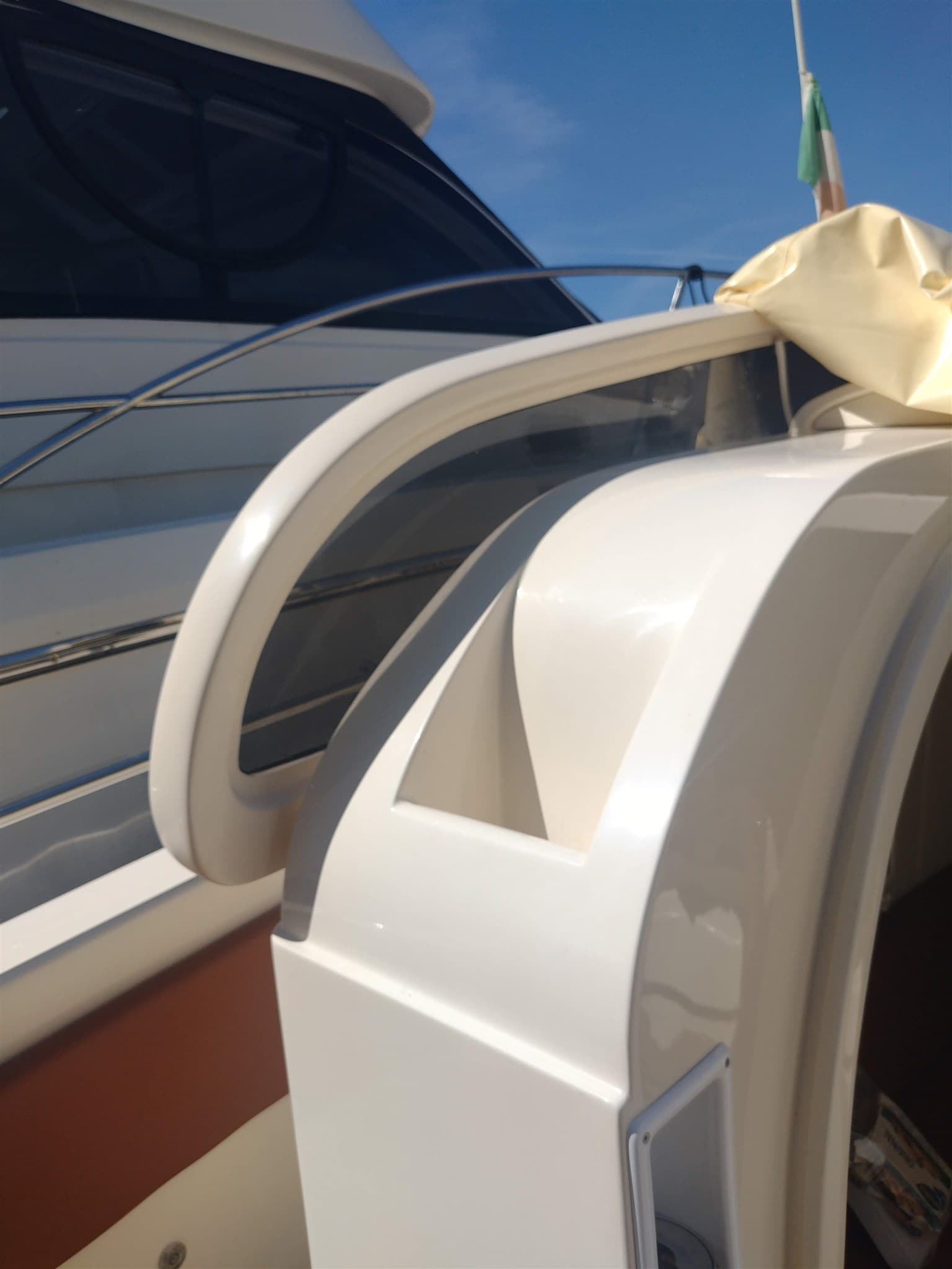 Supermarine Iguana 36 usato - foto hero 16
