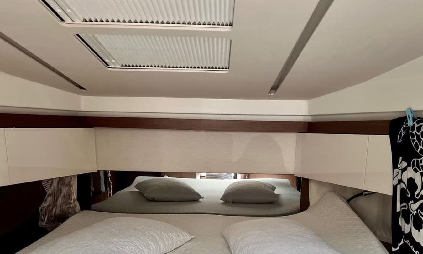 Jeanneau Nc 37 - Interior View Jeanneau Nc 37 - Interior View