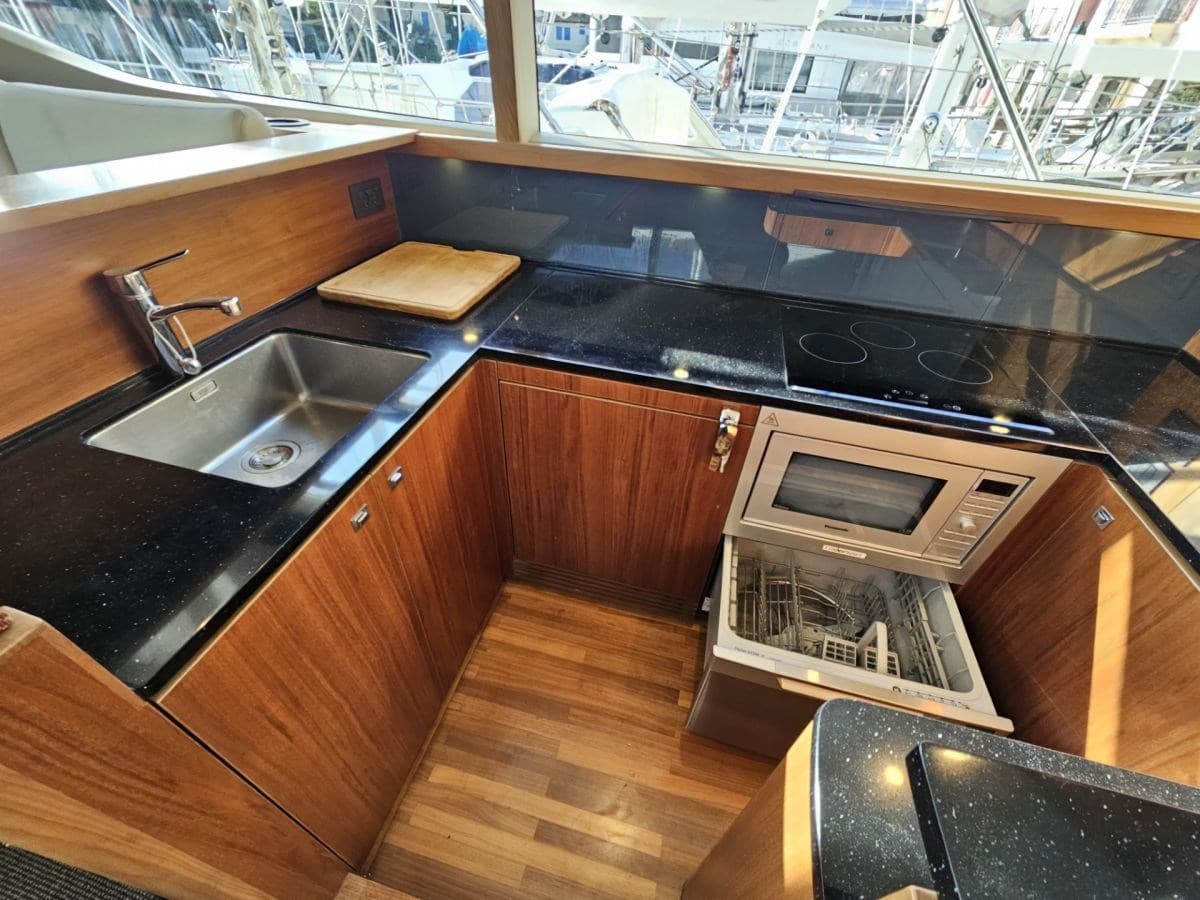 Princess Yachts V 52 gebraucht - Hauptbild 9