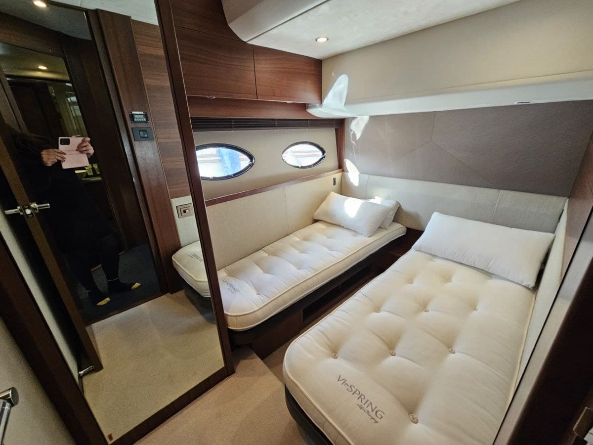 Princess Yachts V 52 gebraucht - Hauptbild 20