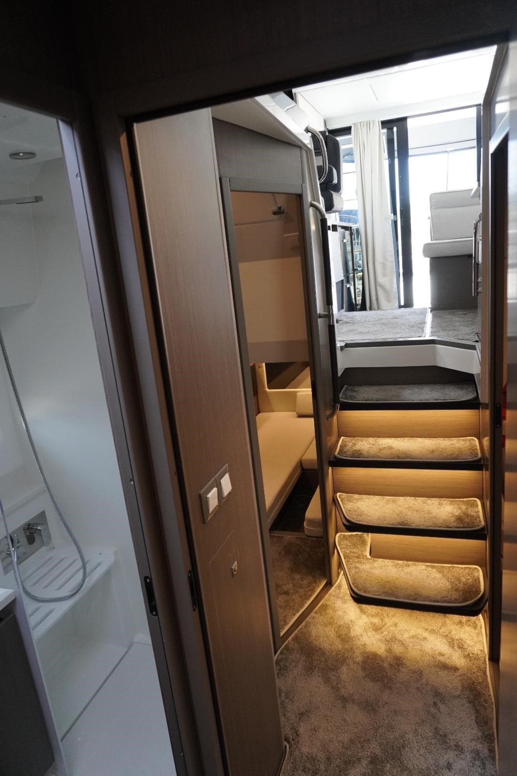 Jeanneau Merry Fisher 12.95 - Detail View 1 Jeanneau Merry Fisher 12.95 - Detail View 1