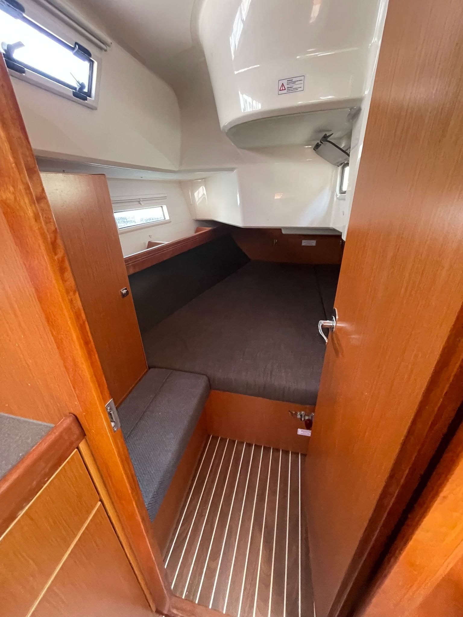 Bavaria 37 Cruiser usato - foto hero 12