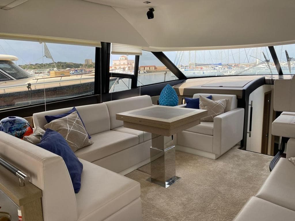 Prestige Prestige 500 - Deck View Prestige Prestige 500 - Deck View