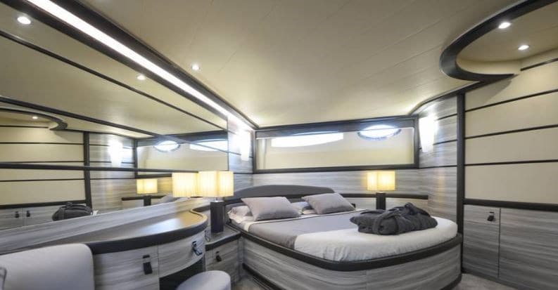 Pershing Pershing 76 usato - dettaglio 3