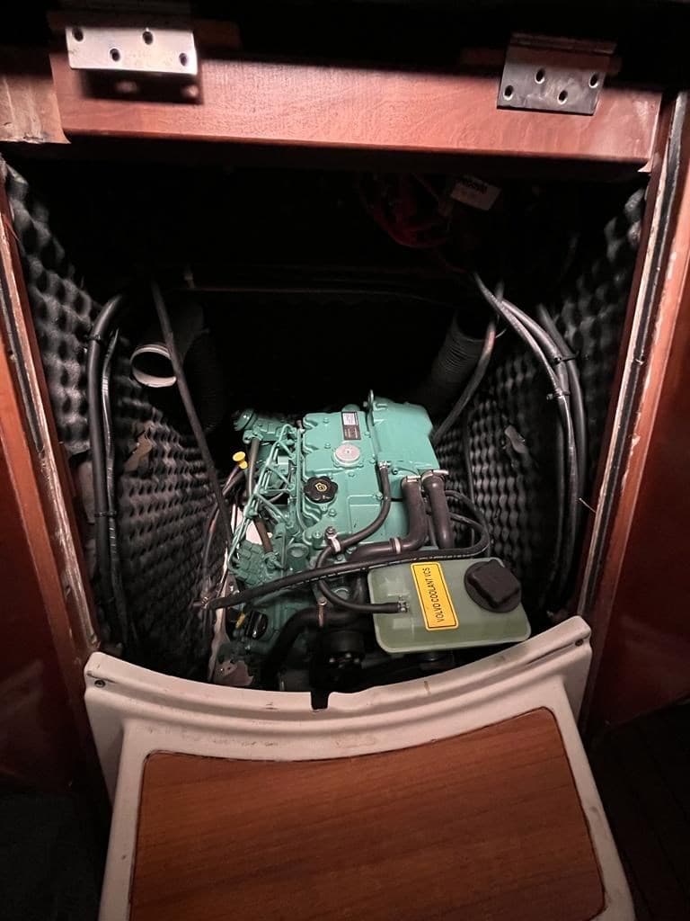 Beneteau First 40.7 used - detail 2