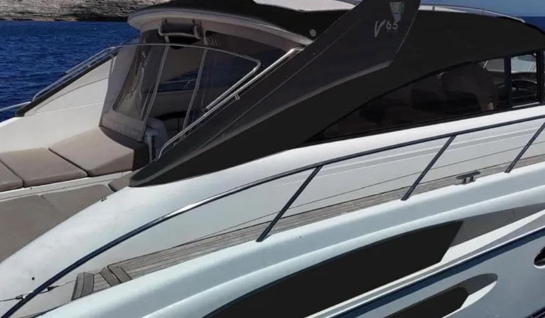 Princess Yachts V 65 - Interior View Princess Yachts V 65 - Interior View