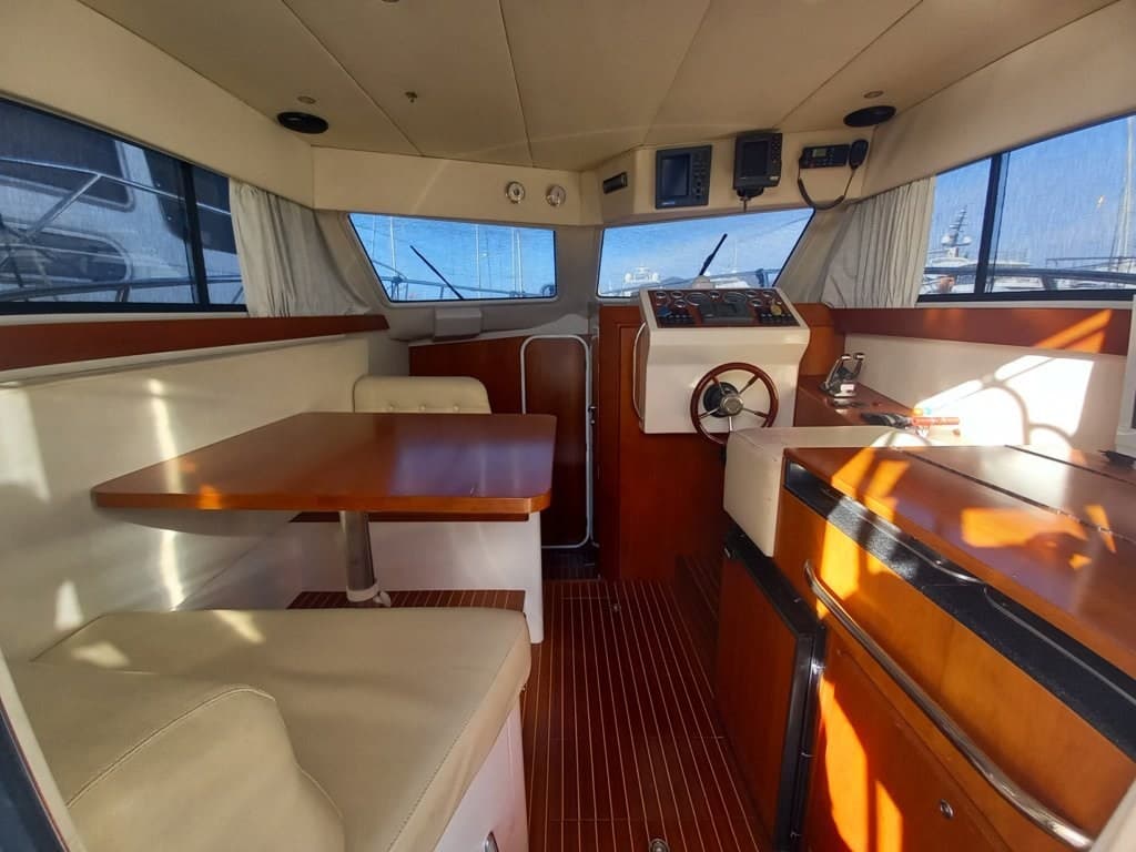 Bellcraft Bellcraft 900 - Interior View Bellcraft Bellcraft 900 - Interior View