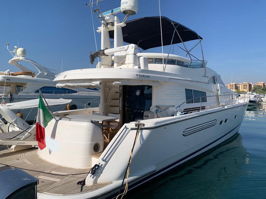 Fairline Squadron 62 - Detail View 1 Fairline Squadron 62 - Detail View 1