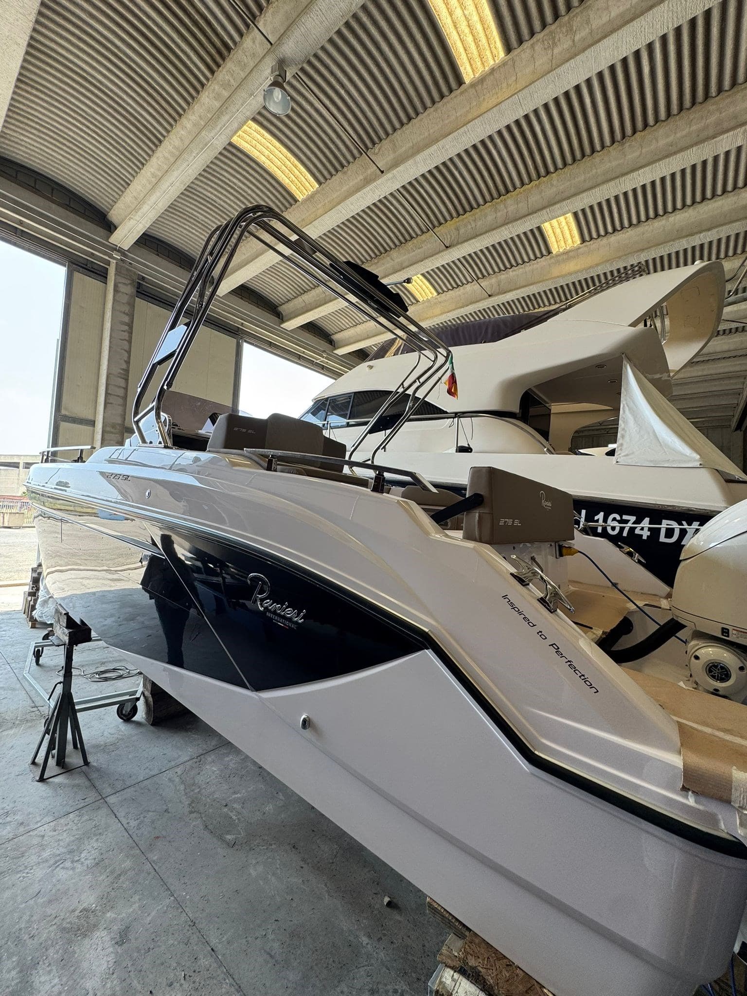 Ranieri 275 Sl - Detail View 1 Ranieri 275 Sl - Detail View 1