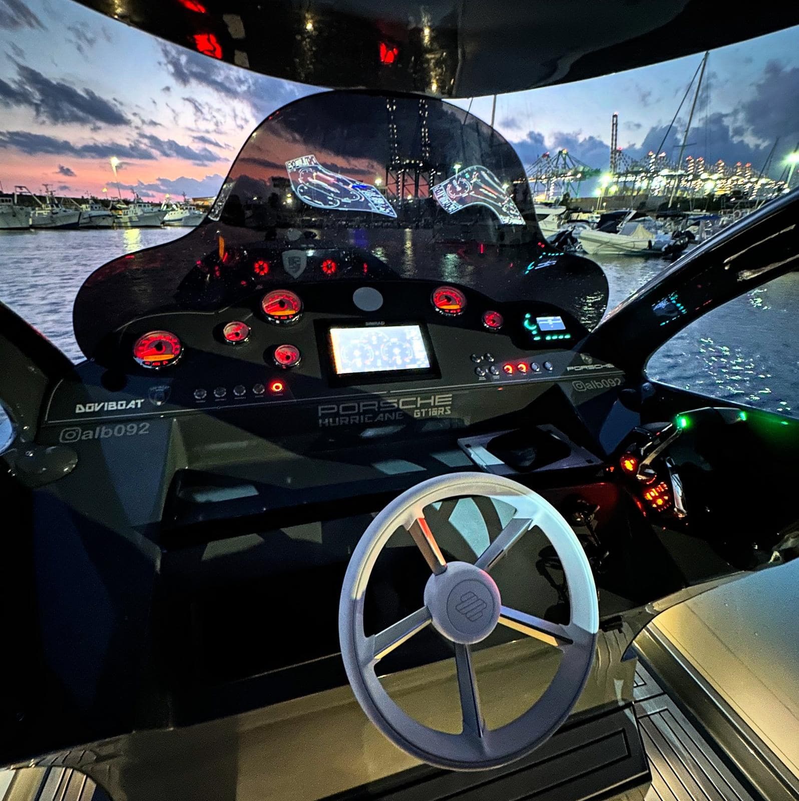 Doviboat Porsche Hurricane GT10RS usato - foto hero 18