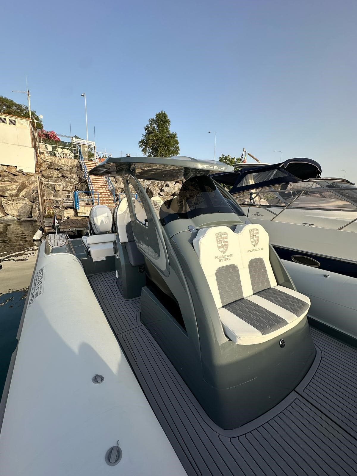 Doviboat Porsche Hurricane Gt10rs - Deck View Doviboat Porsche Hurricane Gt10rs - Deck View