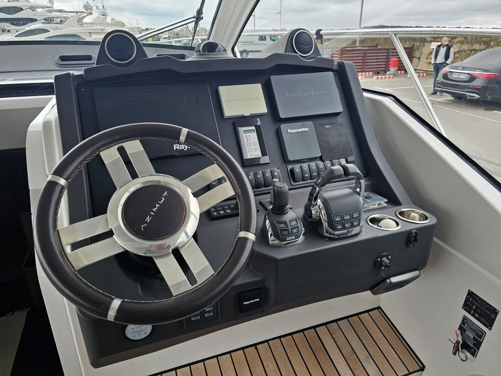 Azimut Atlantis S1 usato - dettaglio 2