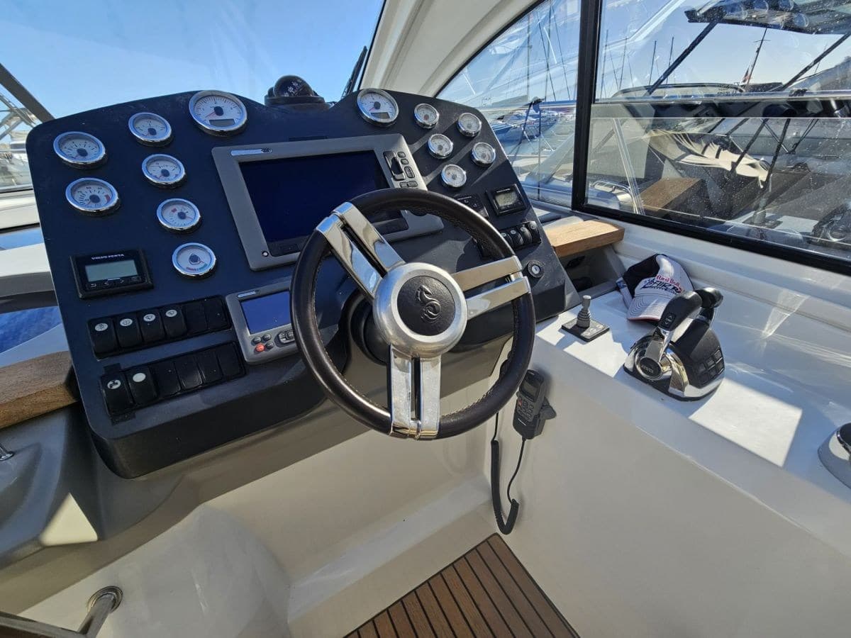 Beneteau Flyer GT 44 HT usato - foto hero 5