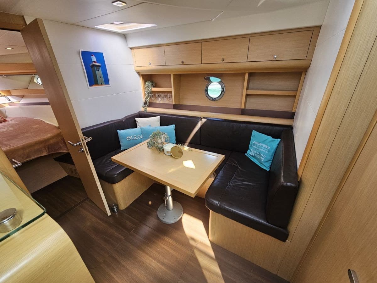 Beneteau Flyer GT 44 HT usato - foto hero 11