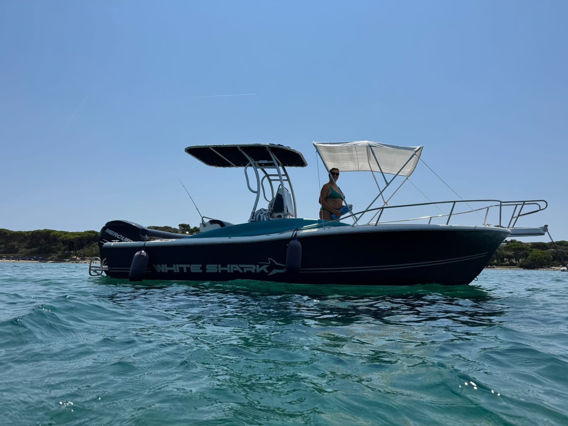 White Shark 215 used - detail 4