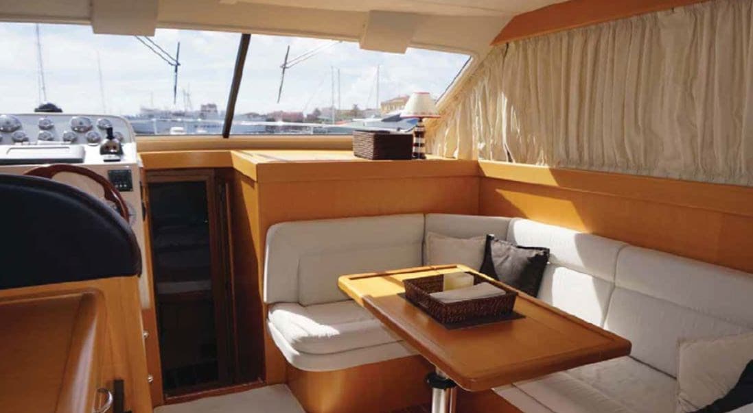 Portofino Marine 37 Fly - Detail View 1 Portofino Marine 37 Fly - Detail View 1