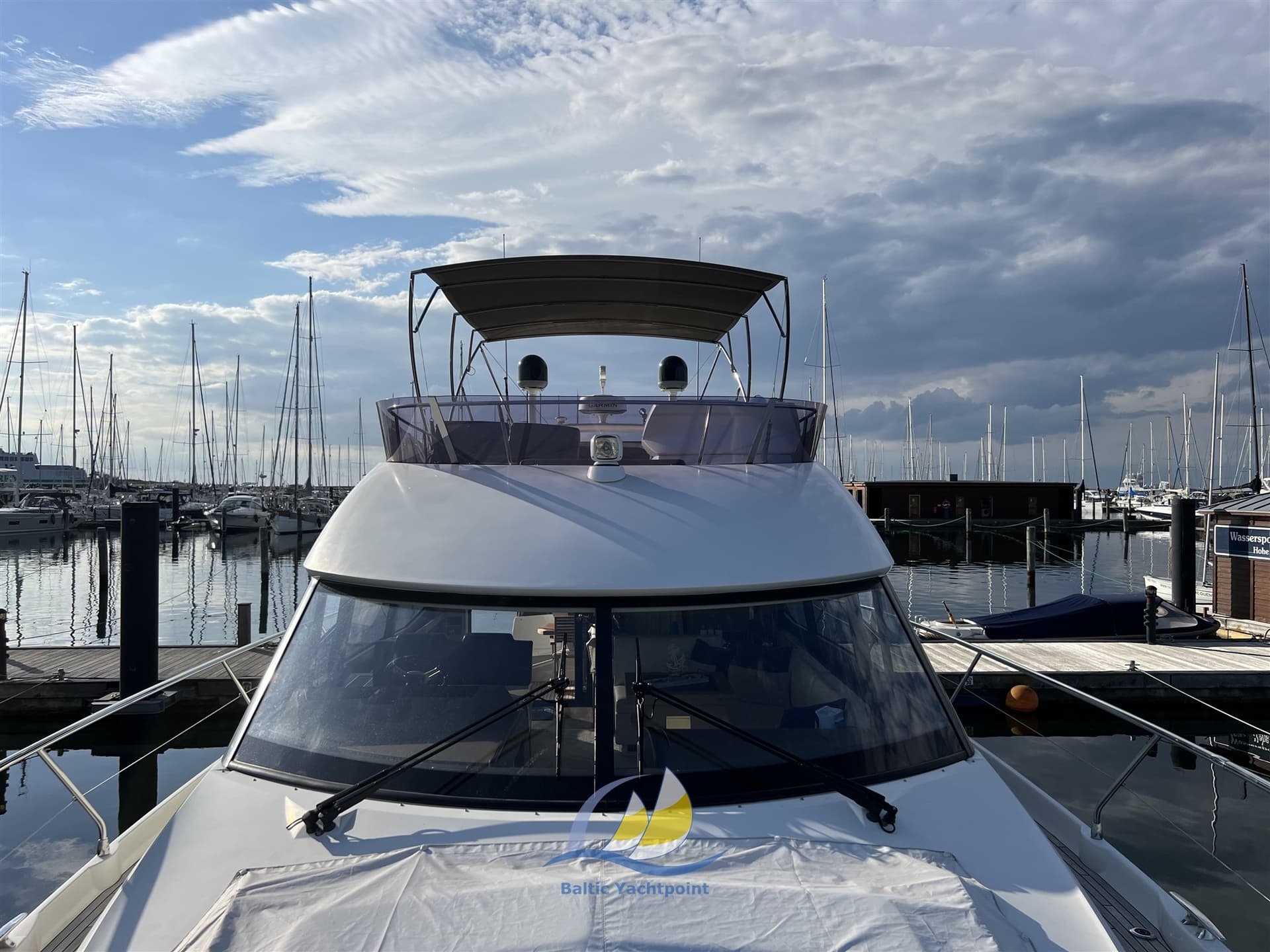 Prestige Yachts Prestige 500 Fly Top - Interior View Prestige Yachts Prestige 500 Fly Top - Interior View