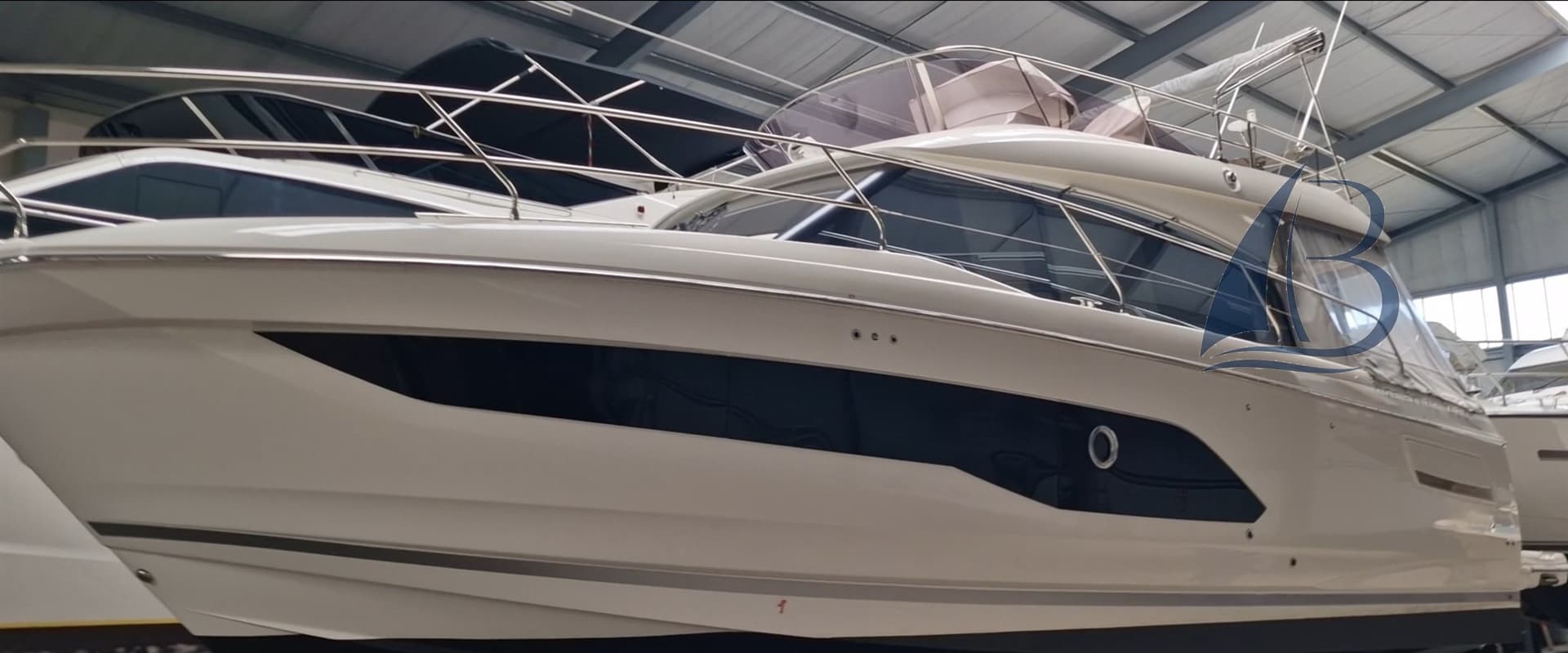 Prestige Yachts Prestige 420 Fly usato - foto hero 12