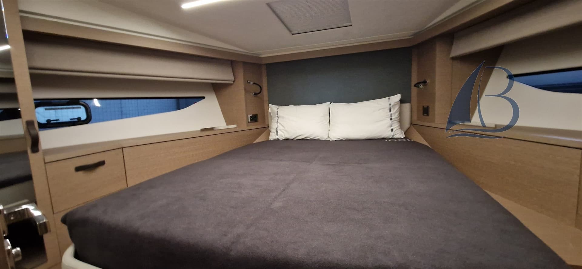 Prestige Yachts Prestige 420 Fly usato - foto hero 21