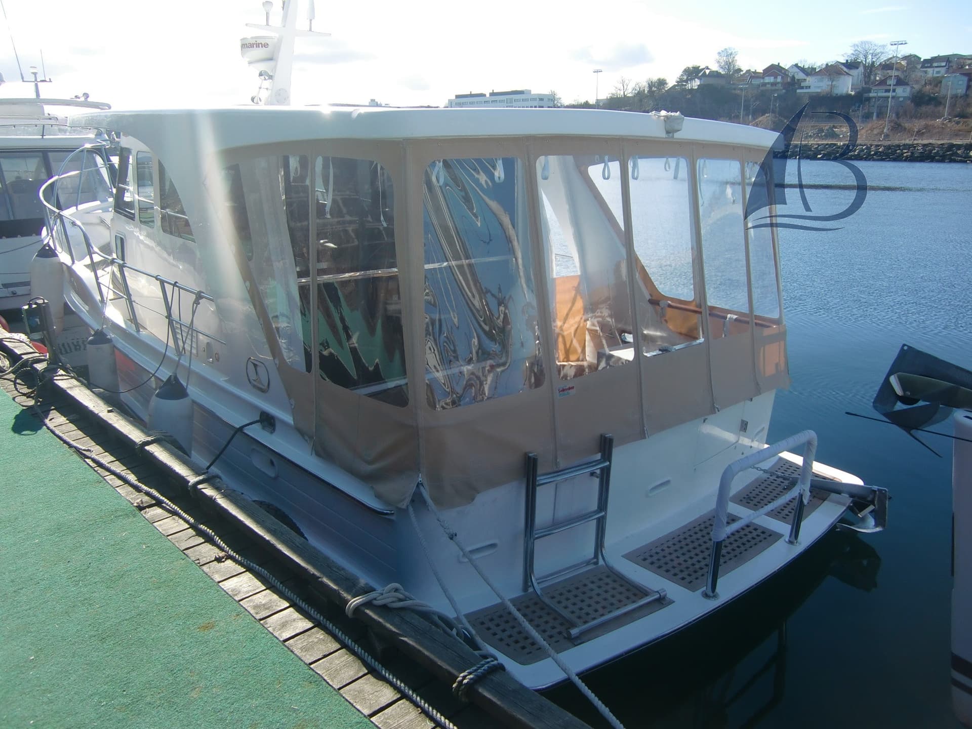 Integrity Motor Yachts Integrity 350 Sedan usato - foto hero 8