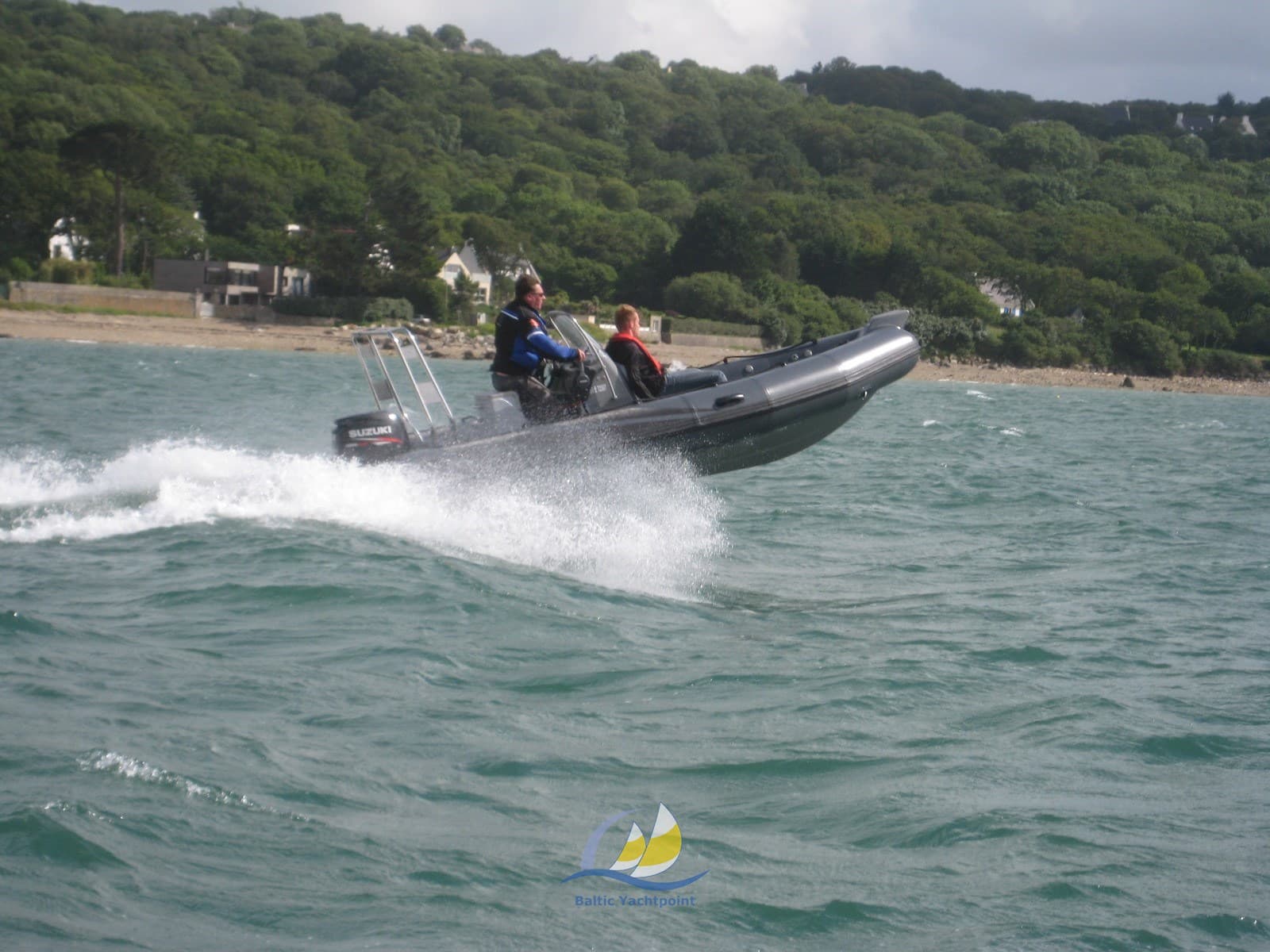 Adventure Boats Adventure Vesta 550 - Deck View Adventure Boats Adventure Vesta 550 - Deck View