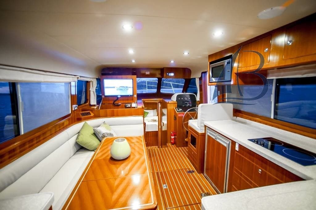 Integrity Motor Yachts Integrity 380 Fly gebraucht - Hauptbild 8