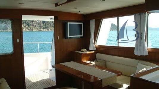 Integrity Motor Yachts Integrity 440 Fly usato - foto hero 10