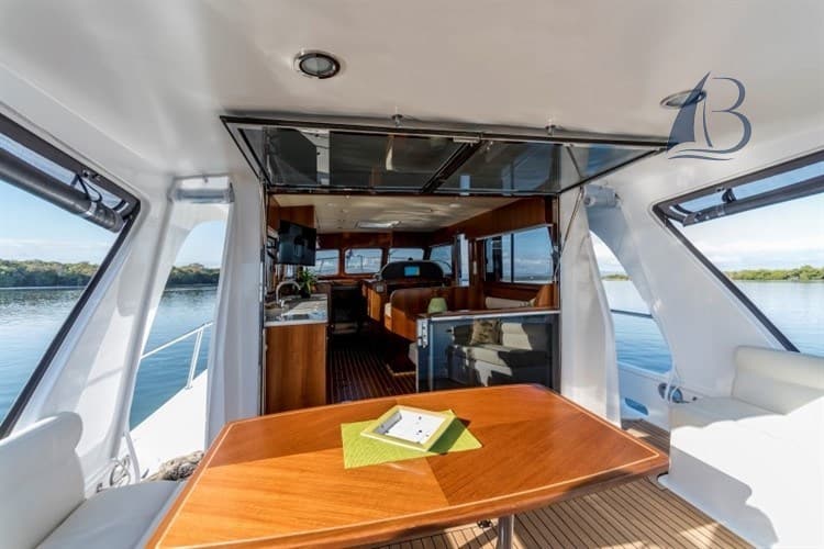 Integrity Motor Yachts Integrity 380 Sedan usato - foto hero 24