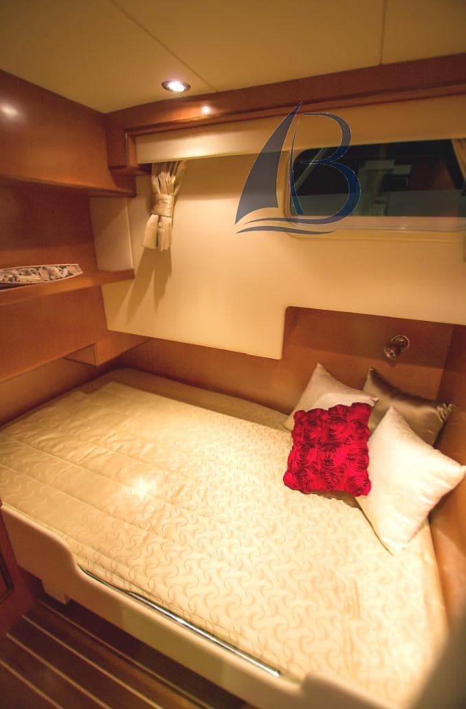 Integrity Motor Yachts Integrity 380 Sedan usato - foto hero 16