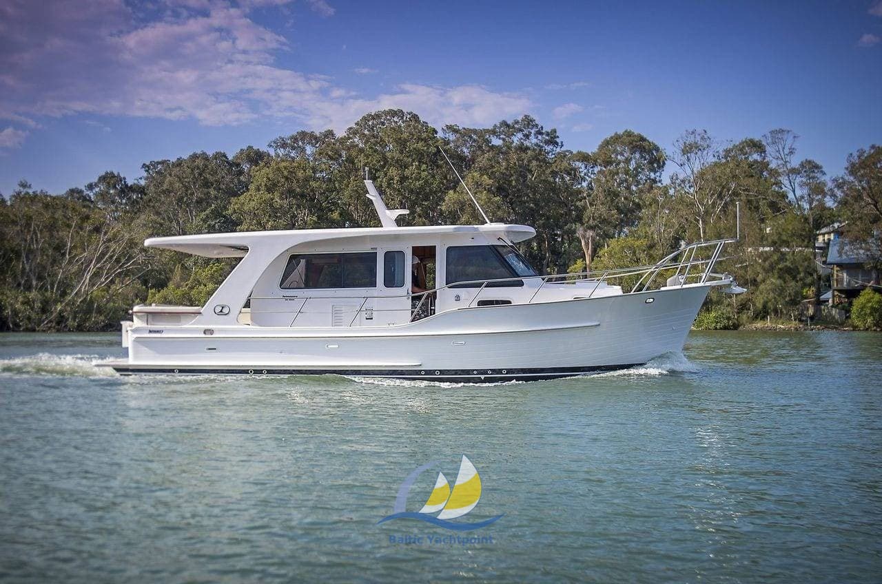 Integrity Motor Yachts Integrity 380 Sedan - Interior View Integrity Motor Yachts Integrity 380 Sedan - Interior View