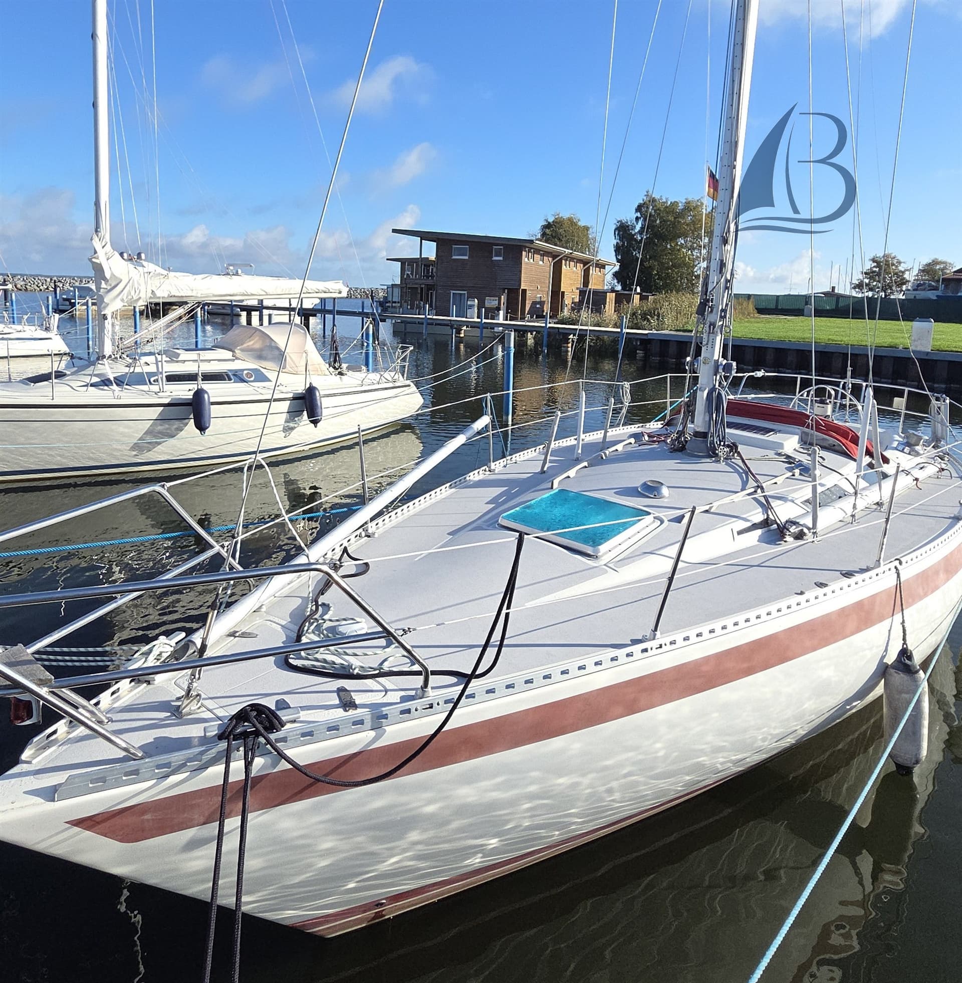Sweden Yachts 34 usato - foto hero 2