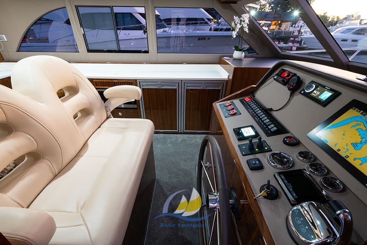 Integrity Motor Yachts Integrity Newport 460 - Interior View Integrity Motor Yachts Integrity Newport 460 - Interior View