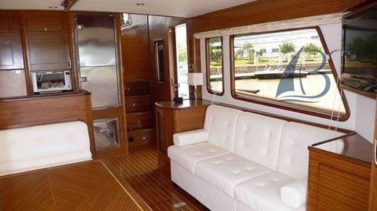 Integrity Motor Yachts Integrity 550 Coastal Express usato - foto hero 9