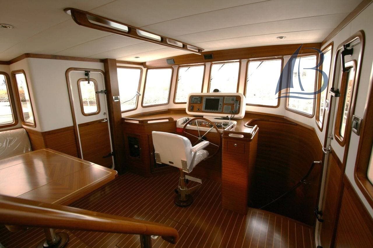 Integrity Motor Yachts Integrity 550 Coastal Express usato - foto hero 12