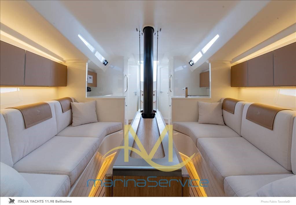 Italia Yachts Italia 11.98 usato - foto hero 6