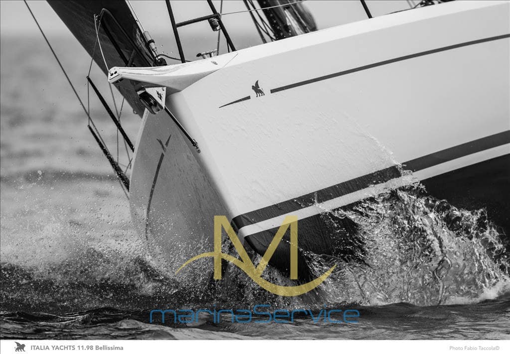 Italia Yachts Italia 11.98 - Deck View Italia Yachts Italia 11.98 - Deck View