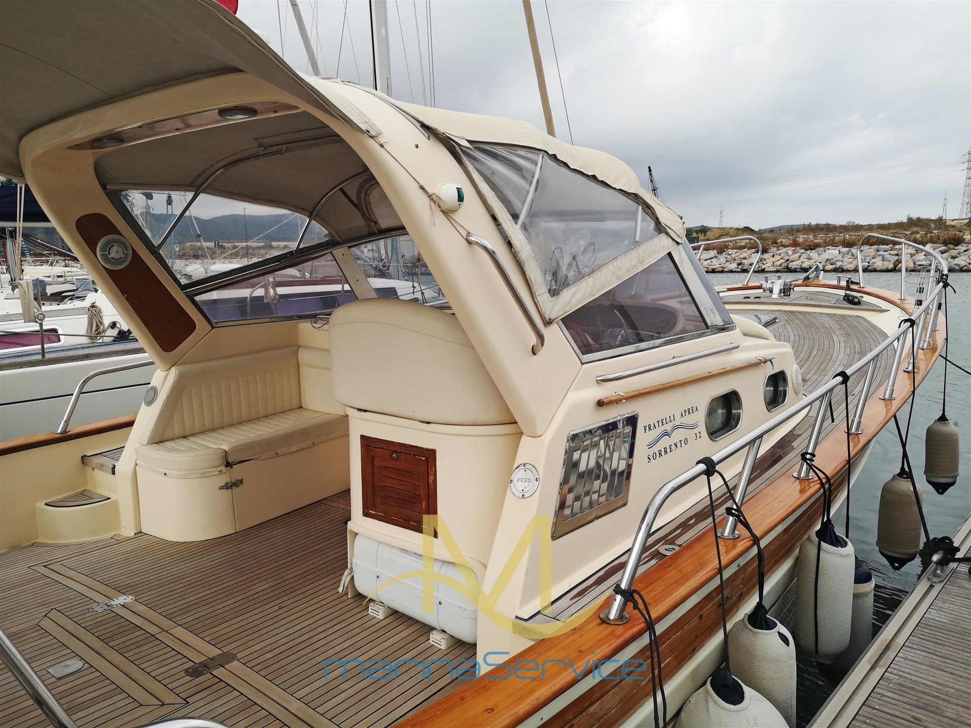 Fratelli Aprea Sorrento 32 - Deck View Fratelli Aprea Sorrento 32 - Deck View