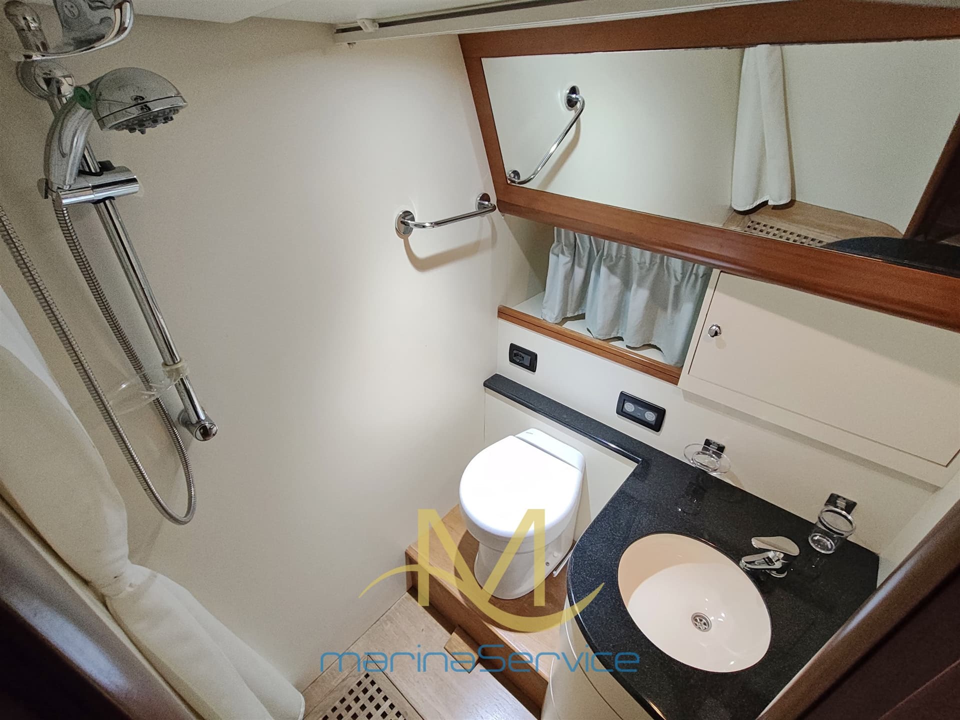 Cayman 42 FLY usato - foto hero 8