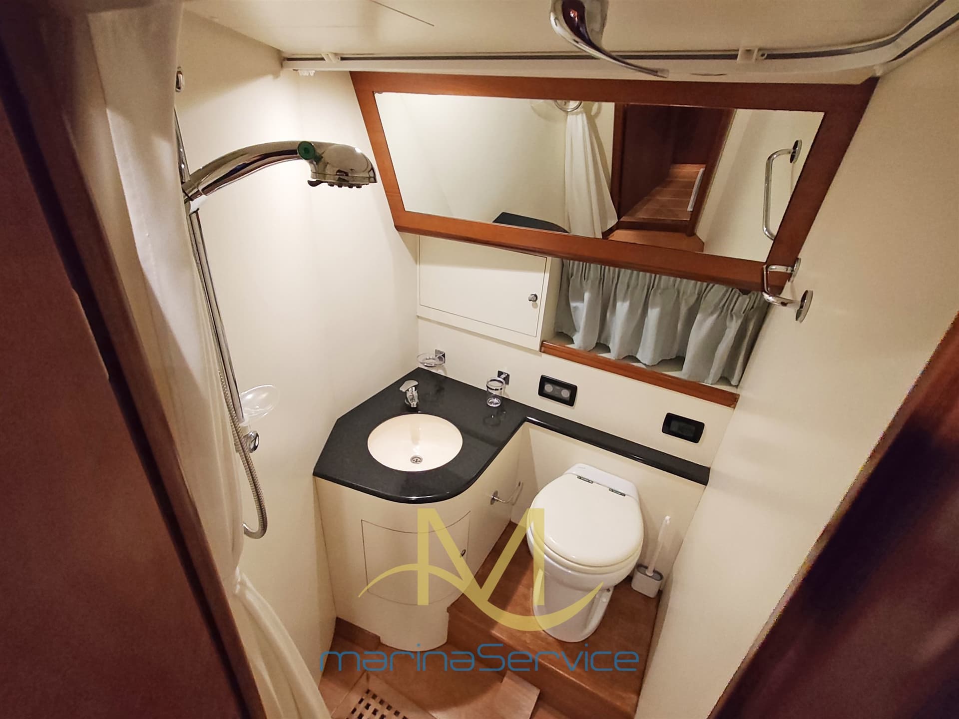 Cayman 42 FLY usato - foto hero 11