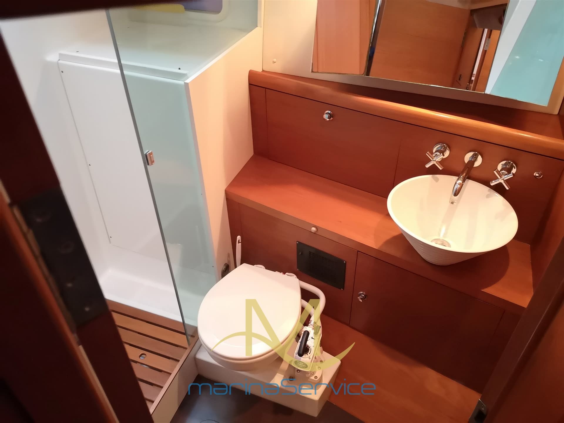 Wauquiez 47 PILOT SALOON used - hero image 17