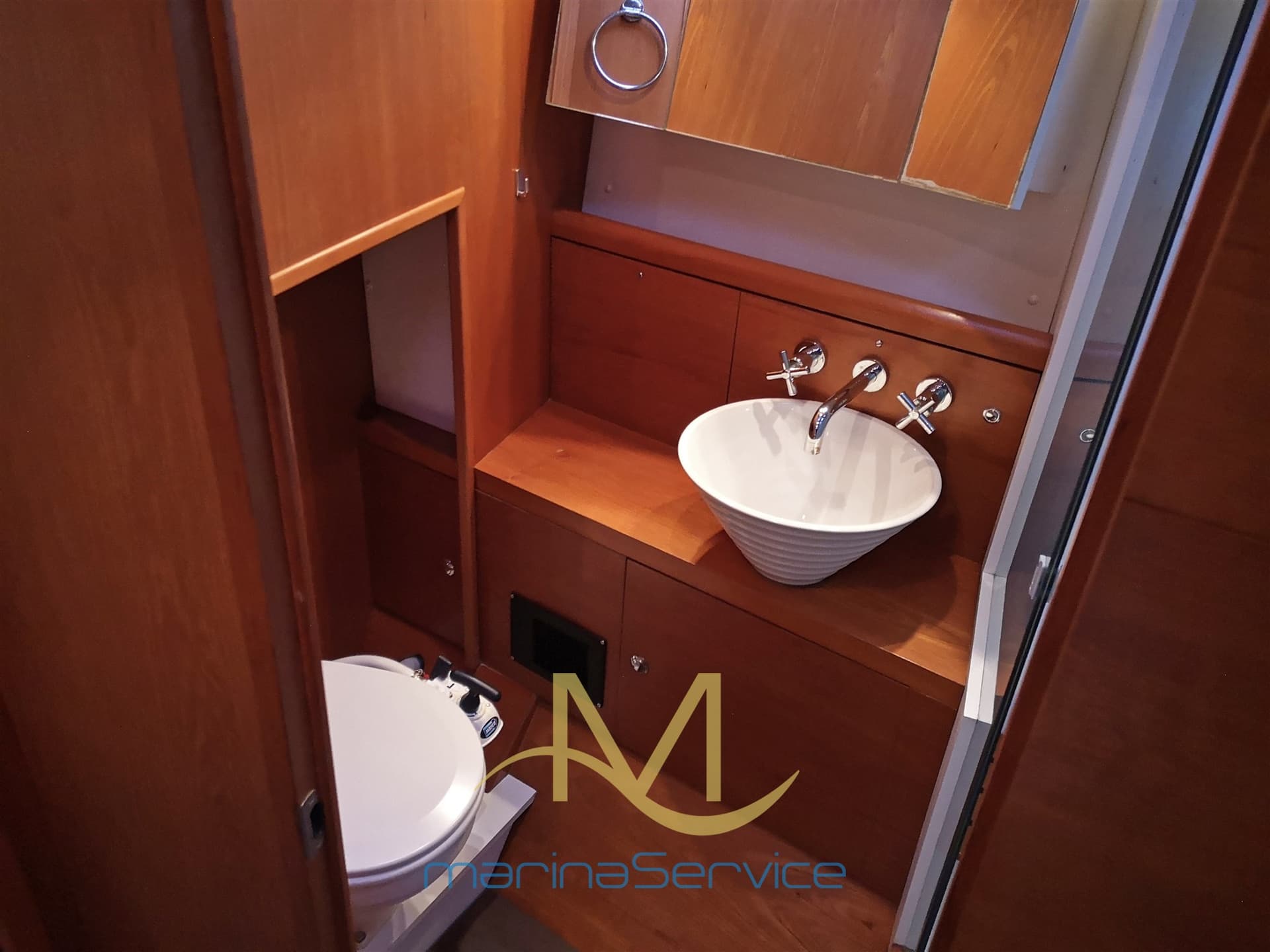 Wauquiez 47 PILOT SALOON used - hero image 23