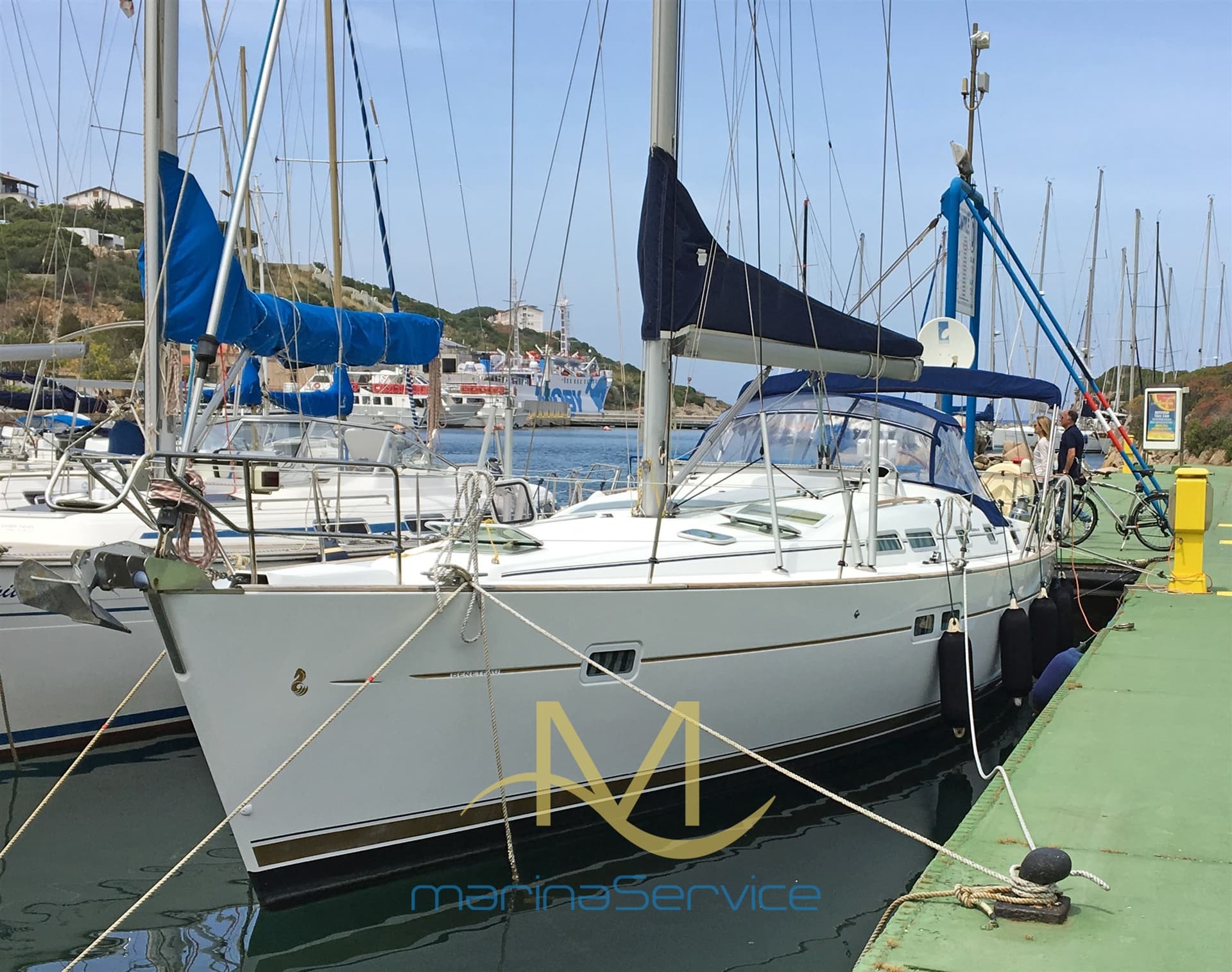 Beneteau Oceanis 423 Clipper - Detail View 1 Beneteau Oceanis 423 Clipper - Detail View 1