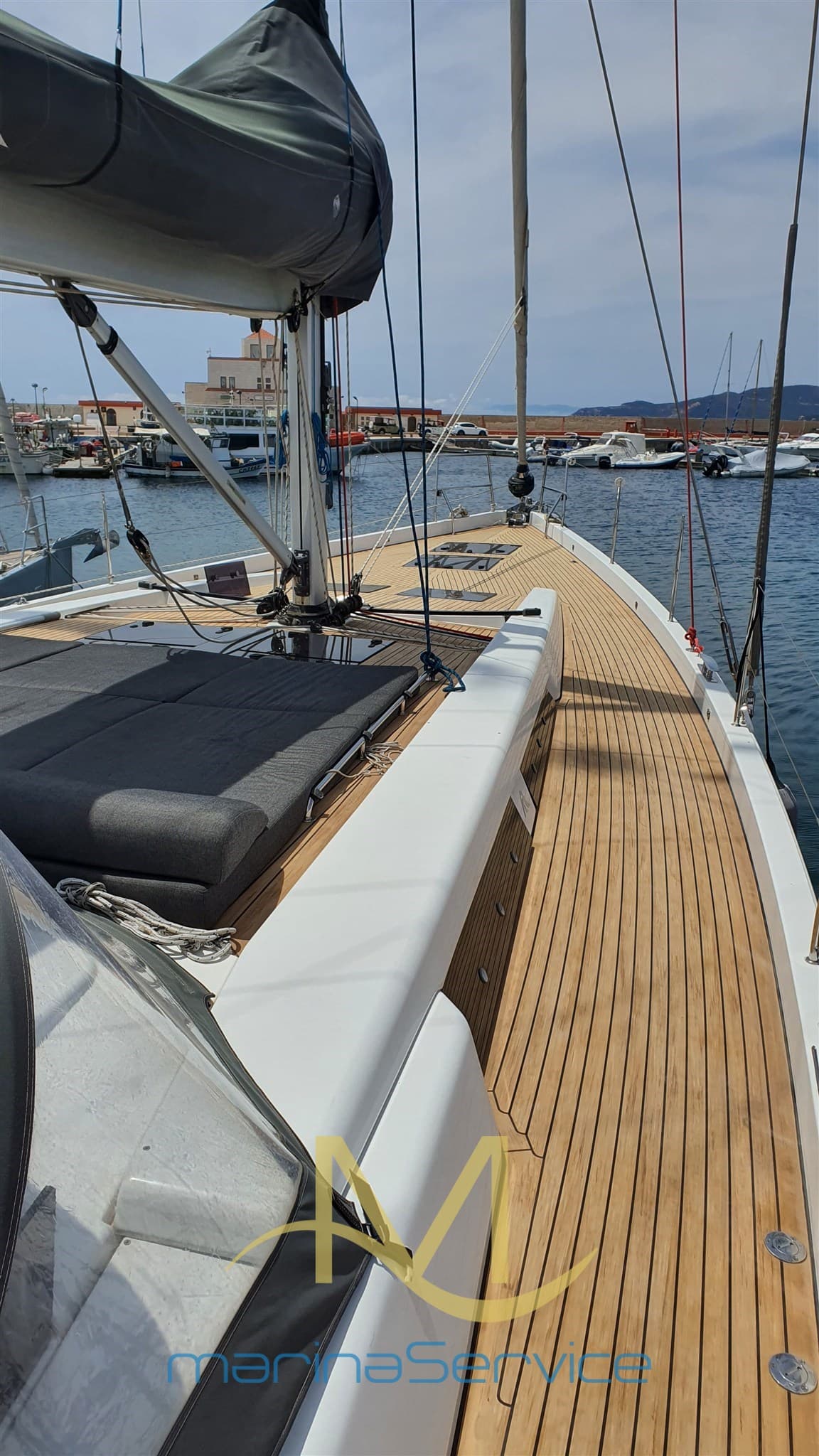 Hanse Hanse 588 - Interior View Hanse Hanse 588 - Interior View