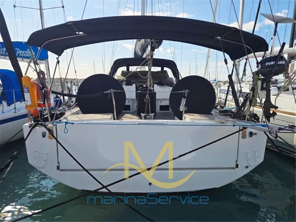 Sirena Marine Azuree 46 - Interior View Sirena Marine Azuree 46 - Interior View