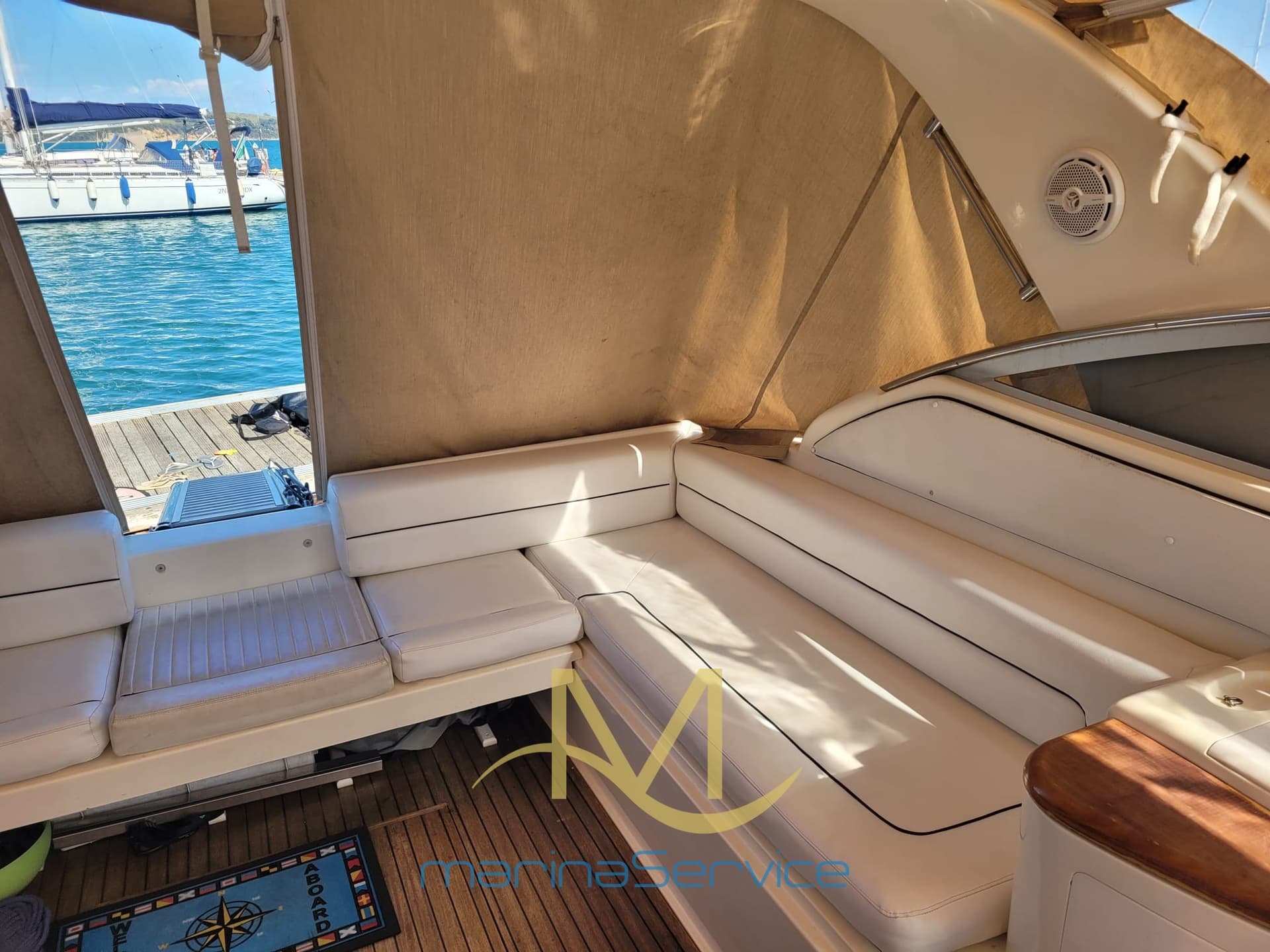 Fiart Mare Fiart 40' Genius - Deck View Fiart Mare Fiart 40' Genius - Deck View